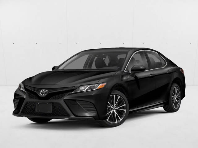 2020 Toyota Camry SE FWD photo