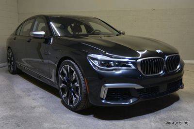 2017 BMW 7 Series M760i xDrive AWD photo