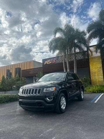 2015 Jeep Grand Cherokee Laredo 4WD photo