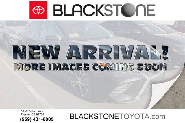 2019 Toyota Camry SE FWD photo
