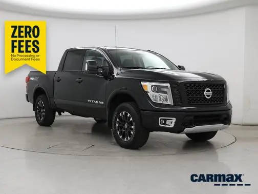 2019 Nissan Titan PRO-4X 4WD photo