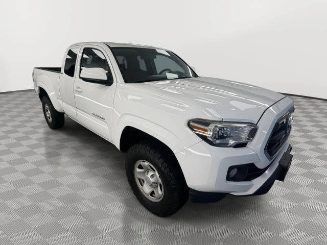 2016 Toyota Tacoma SR5 4WD photo