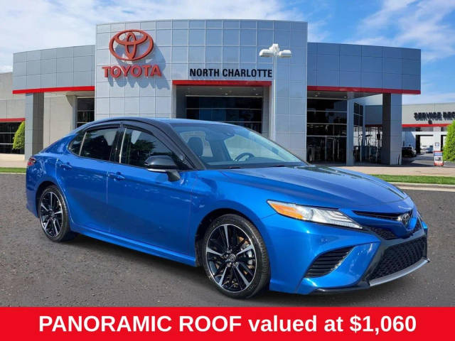 2020 Toyota Camry XSE FWD photo