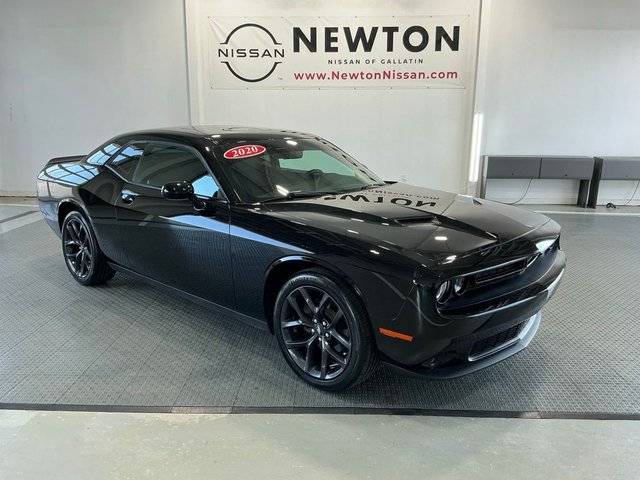 2020 Dodge Challenger SXT RWD photo