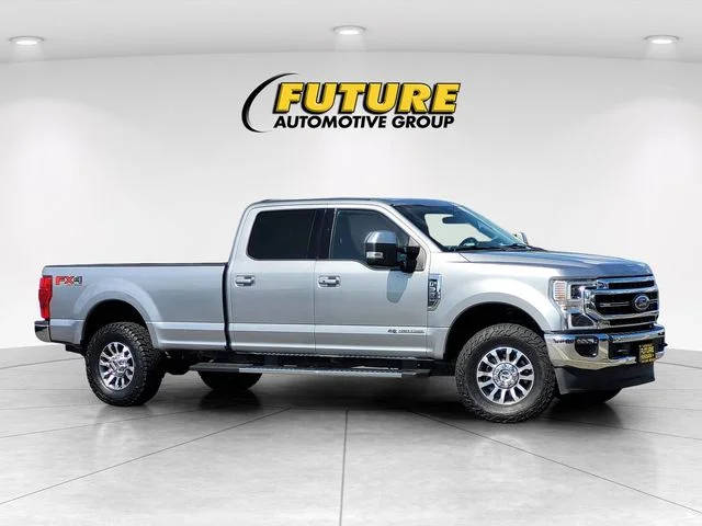 2020 Ford F-350 Super Duty LARIAT 4WD photo