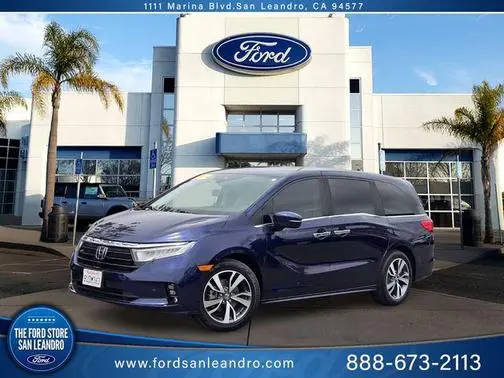 2021 Honda Odyssey Touring FWD photo