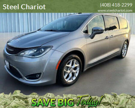 2019 Chrysler Pacifica Minivan Limited FWD photo