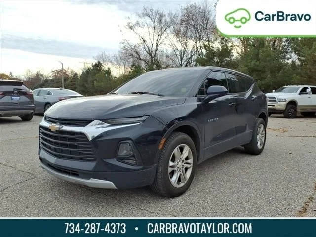 2020 Chevrolet Blazer LT FWD photo