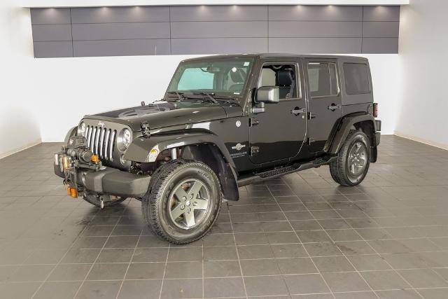 2015 Jeep Wrangler Unlimited Freedom Edition 4WD photo