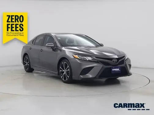 2020 Toyota Camry SE AWD photo