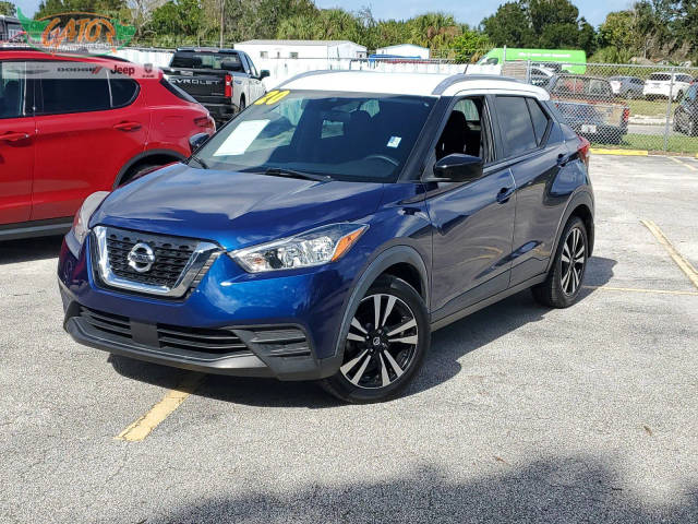 2020 Nissan Kicks SV FWD photo
