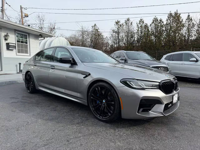 2021 BMW M5  AWD photo