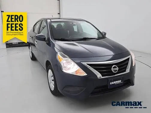 2015 Nissan Versa S FWD photo