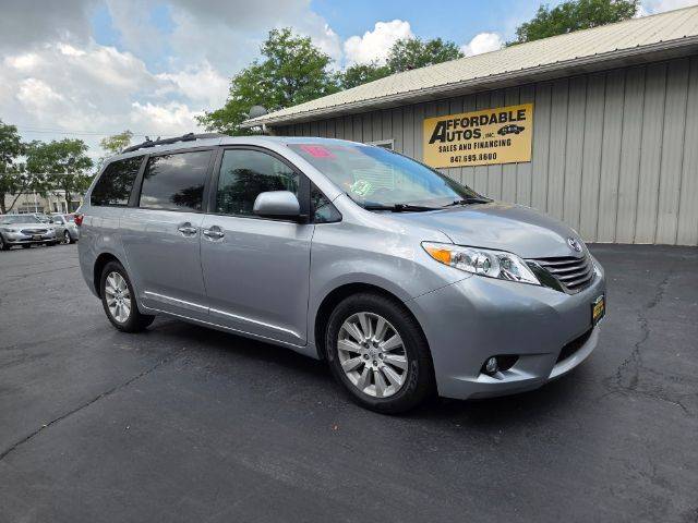 2015 Toyota Sienna XLE AWD photo