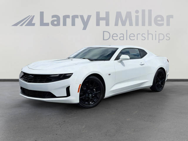2021 Chevrolet Camaro 1LT RWD photo