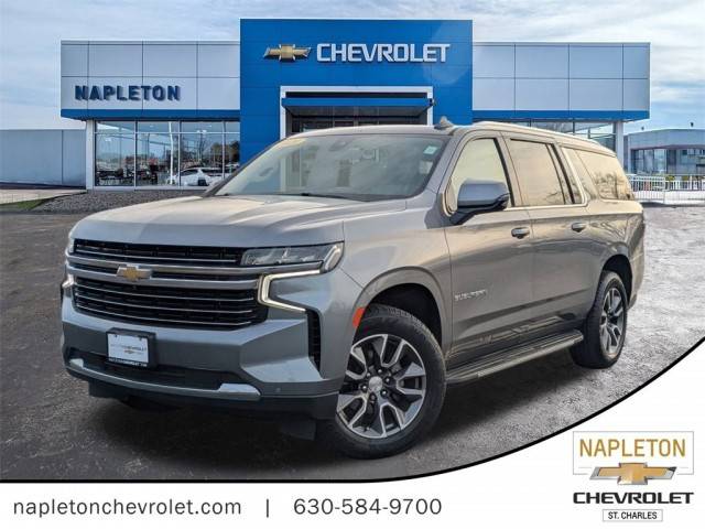 2021 Chevrolet Suburban LT 4WD photo