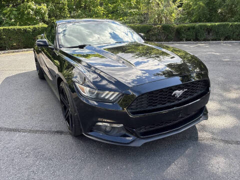 2017 Ford Mustang EcoBoost RWD photo