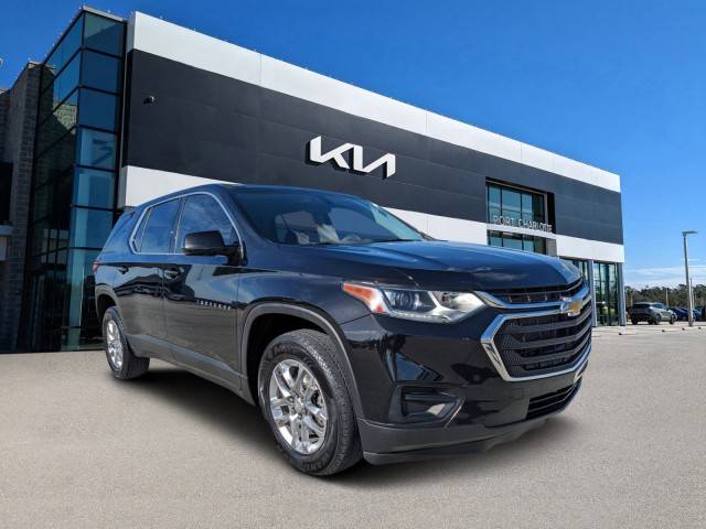 2020 Chevrolet Traverse LS FWD photo