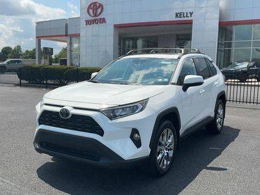 2020 Toyota RAV4 XLE Premium AWD photo