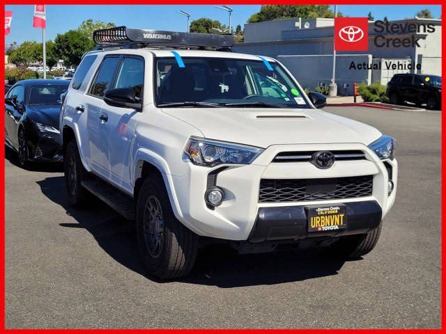 2020 Toyota 4Runner Venture 4WD photo