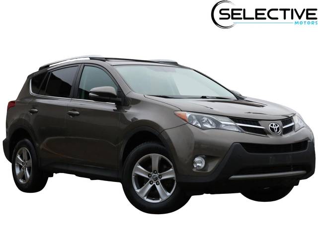 2015 Toyota RAV4 XLE AWD photo