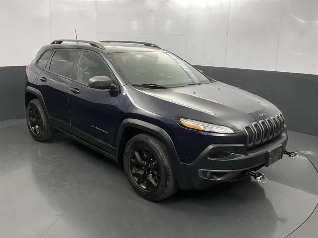 2016 Jeep Cherokee Trailhawk 4WD photo