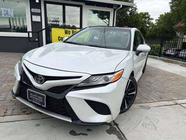 2020 Toyota Camry XSE FWD photo