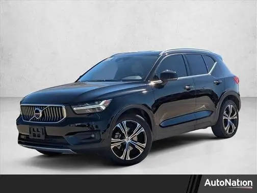 2021 Volvo XC40 Inscription AWD photo