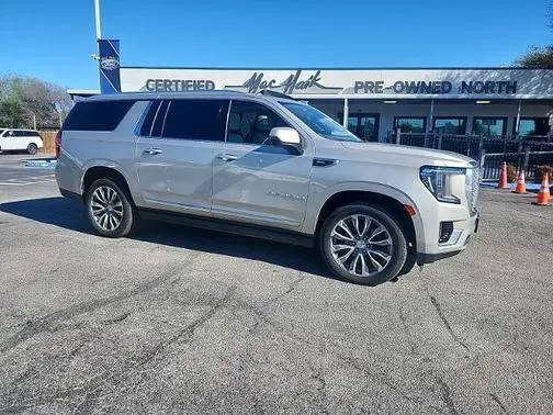 2021 GMC Yukon XL Denali 4WD photo