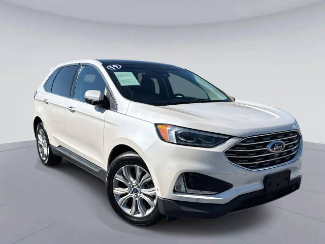 2019 Ford Edge Titanium AWD photo