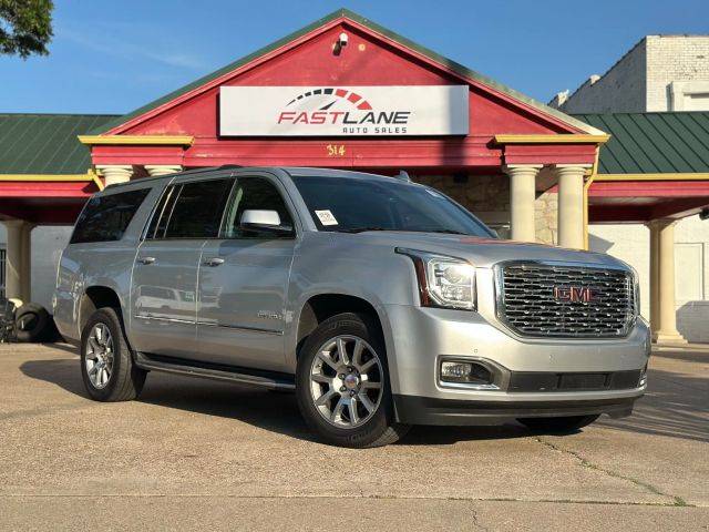 2019 GMC Yukon XL Denali RWD photo