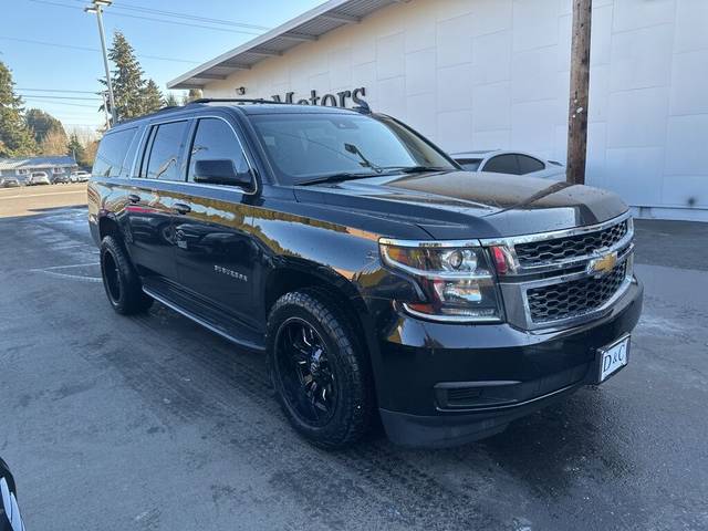 2018 Chevrolet Suburban LT 4WD photo