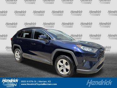 2020 Toyota RAV4 XLE FWD photo