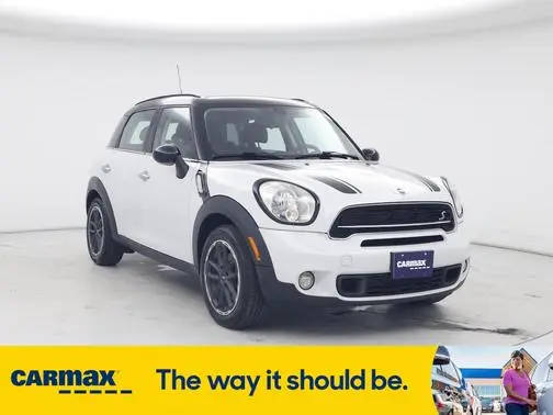 2015 MINI Countryman S FWD photo