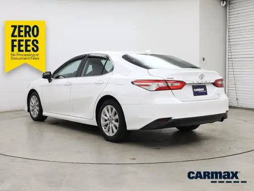 2020 Toyota Camry LE FWD photo