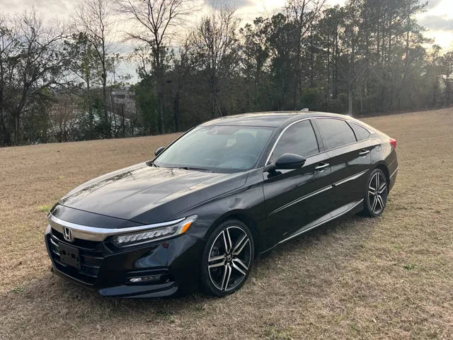 2020 Honda Accord Touring FWD photo