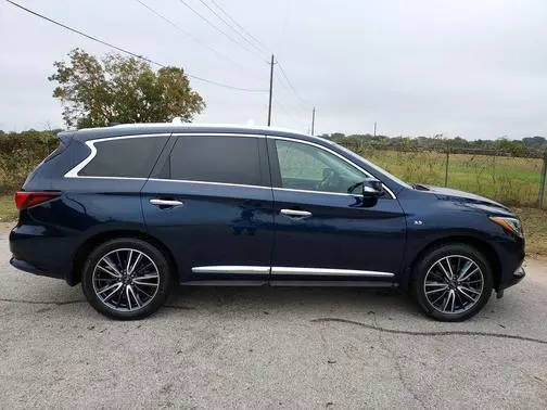 2020 Infiniti QX60 LUXE FWD photo