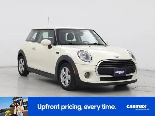 2021 MINI Hardtop 2 Door Cooper FWD photo