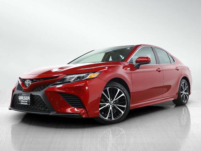 2020 Toyota Camry SE FWD photo