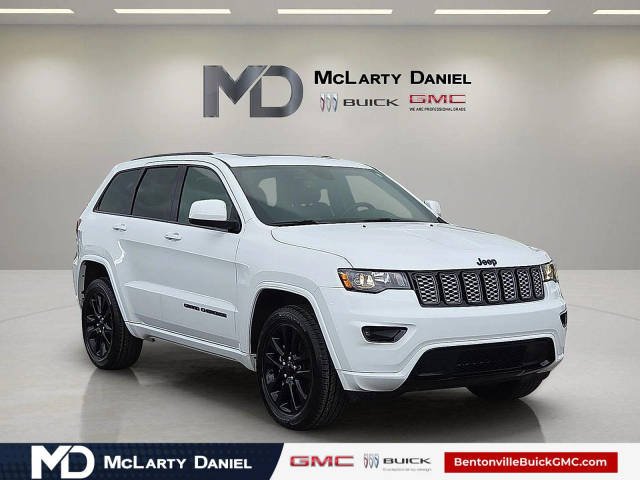 2020 Jeep Grand Cherokee Altitude 4WD photo