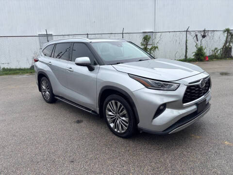2020 Toyota Highlander Platinum AWD photo