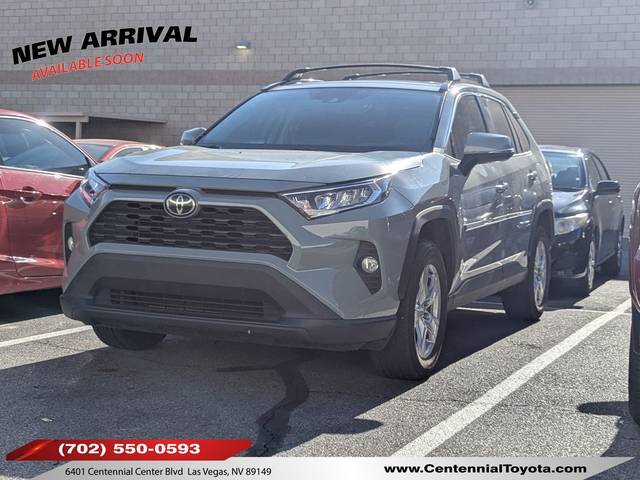 2020 Toyota RAV4 XLE AWD photo