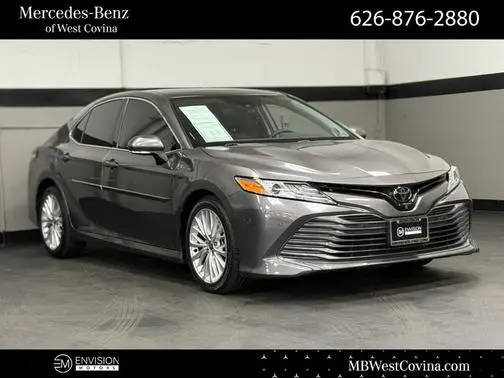 2020 Toyota Camry XLE V6 FWD photo
