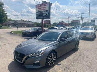 2019 Nissan Altima 2.5 SR FWD photo