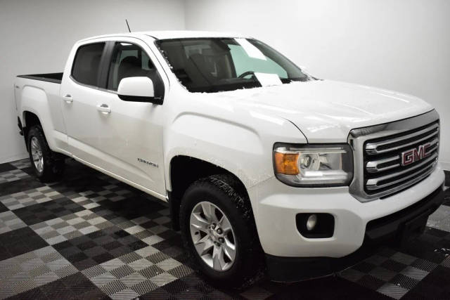 2016 GMC Canyon 4WD SLE 4WD photo
