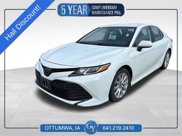 2019 Toyota Camry LE FWD photo