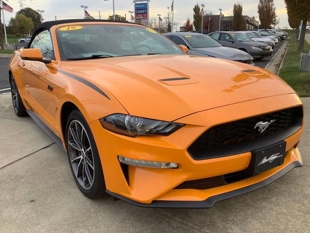 2019 Ford Mustang EcoBoost Premium RWD photo