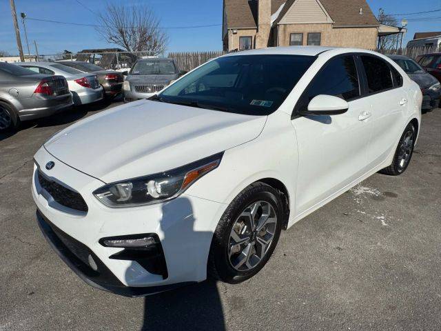 2019 Kia Forte LXS FWD photo