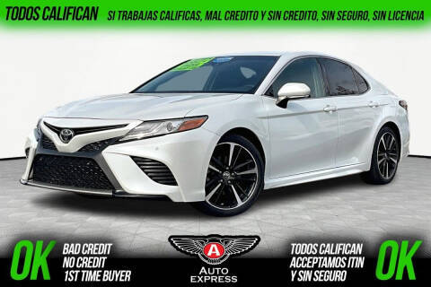 2018 Toyota Camry XSE FWD photo