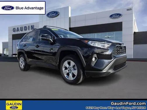 2020 Toyota RAV4 XLE FWD photo